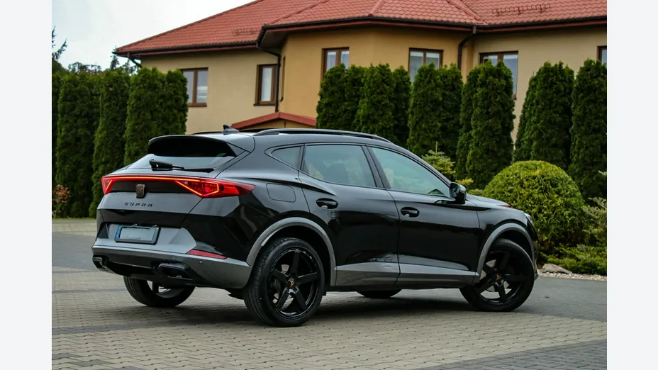 CUPRA Formentor -