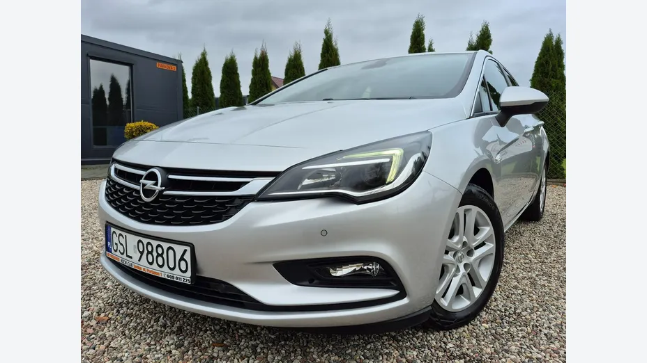 OPEL Astra -