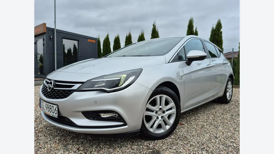 OPEL Astra -