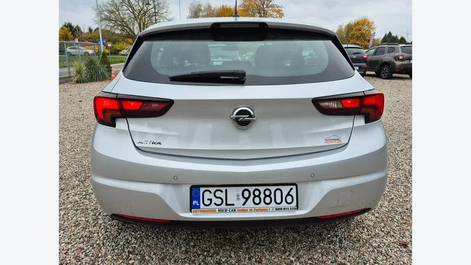 OPEL Astra -