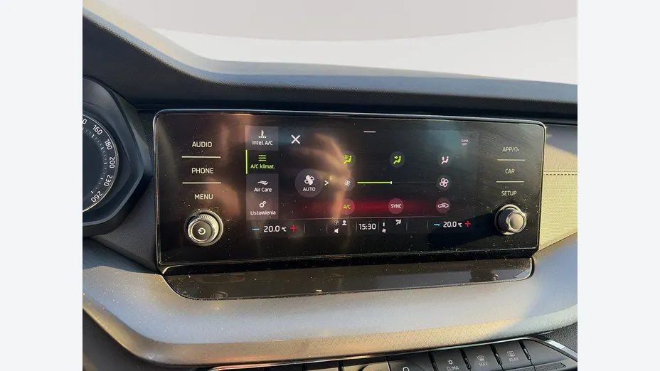 SKODA Octavia -