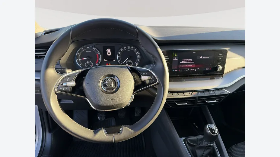 SKODA Octavia -