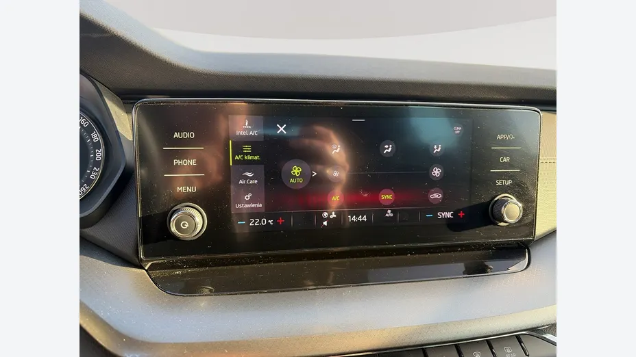 SKODA Octavia -