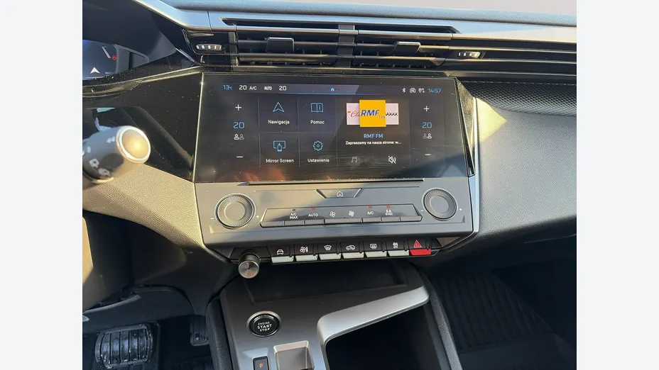 PEUGEOT 308 -
