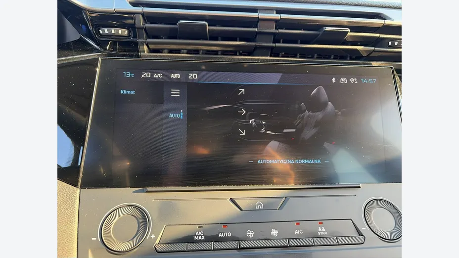 PEUGEOT 308 -
