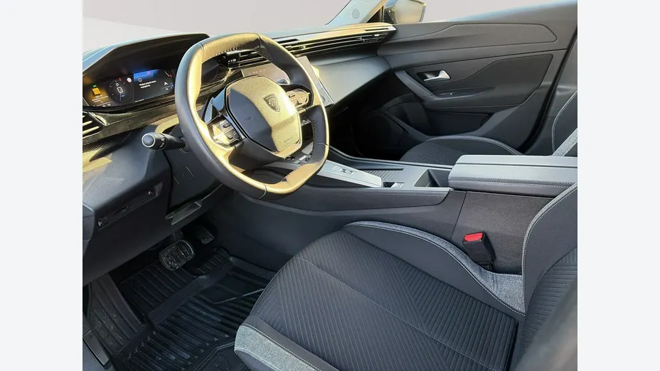 PEUGEOT 308 -