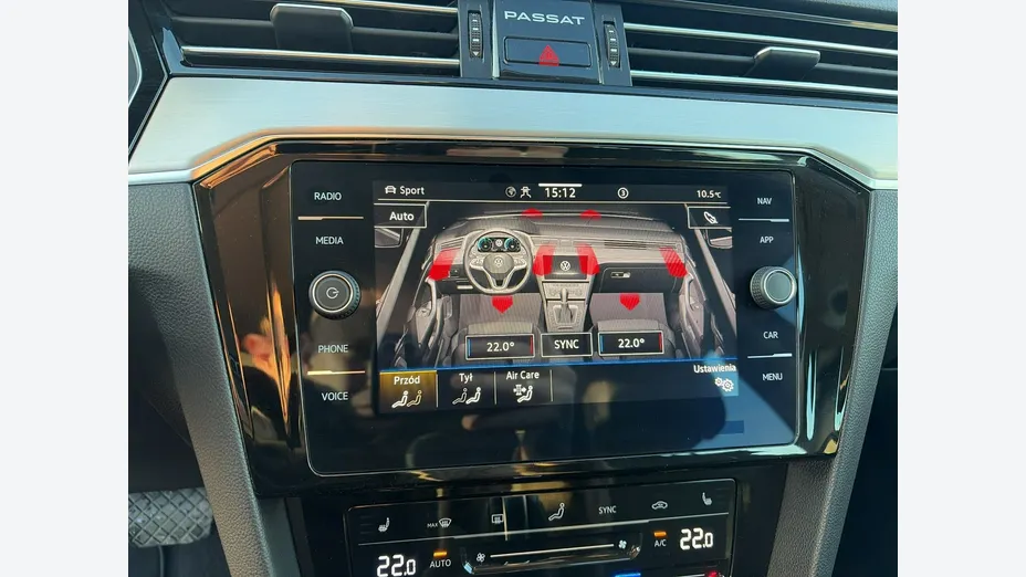 VOLKSWAGEN Passat -