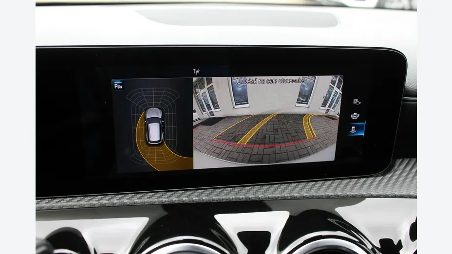 MERCEDES-BENZ CLA -