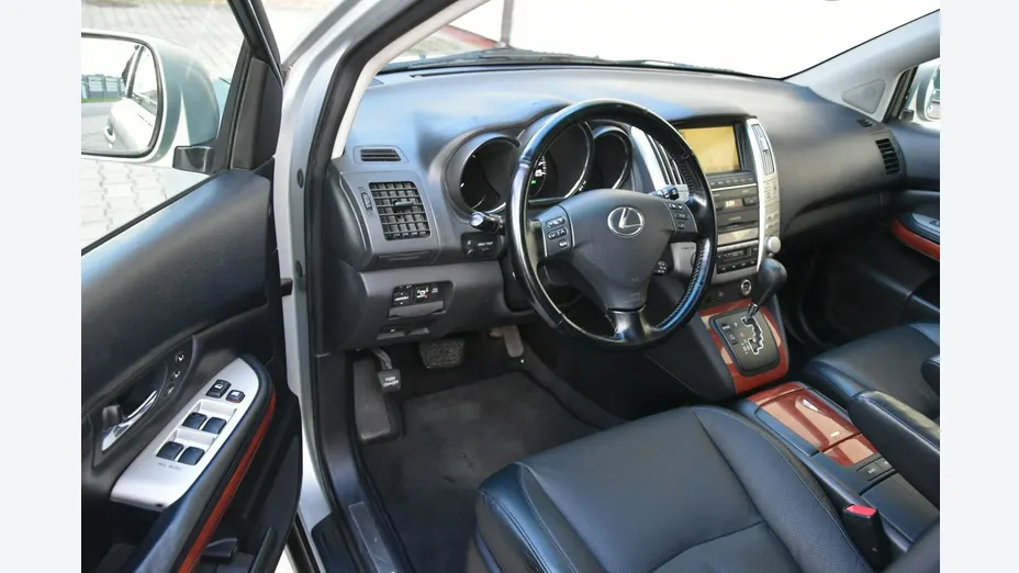 LEXUS RX -