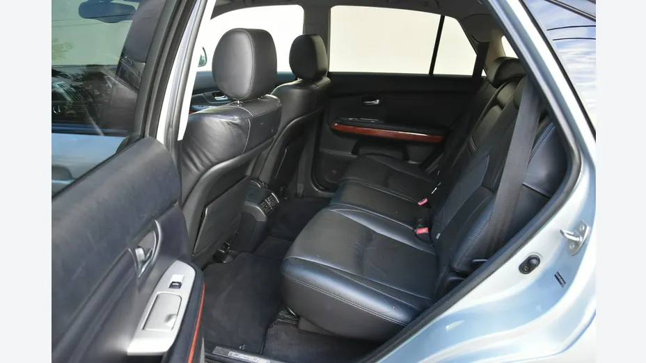LEXUS RX -