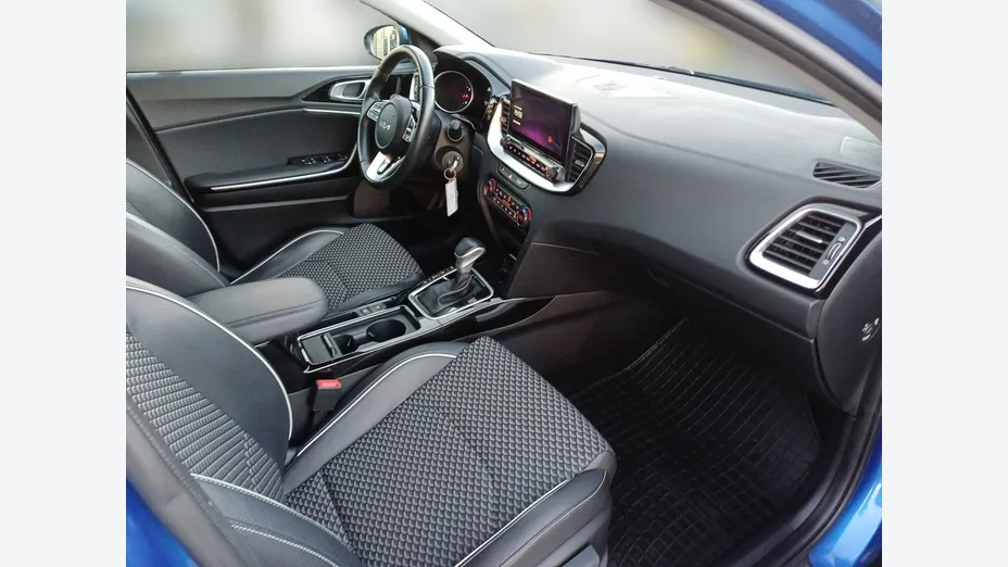 KIA XCeed -