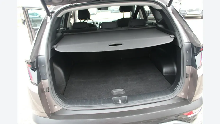 HYUNDAI Tucson -