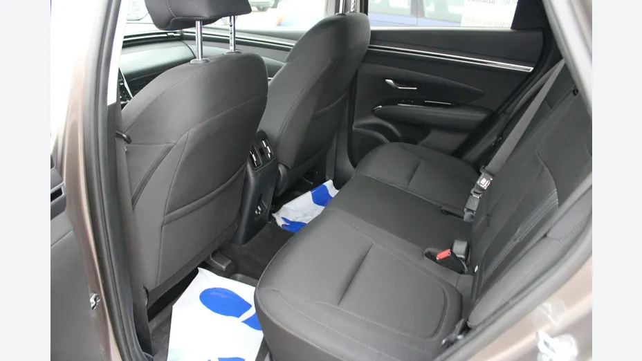 HYUNDAI Tucson -