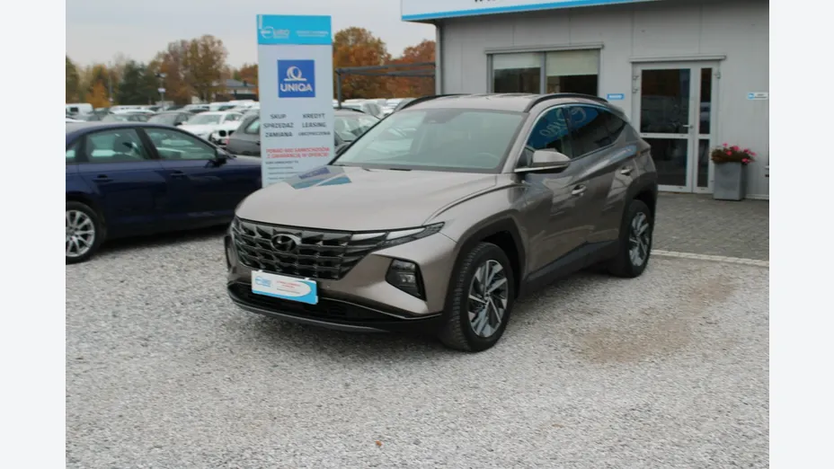 HYUNDAI Tucson -
