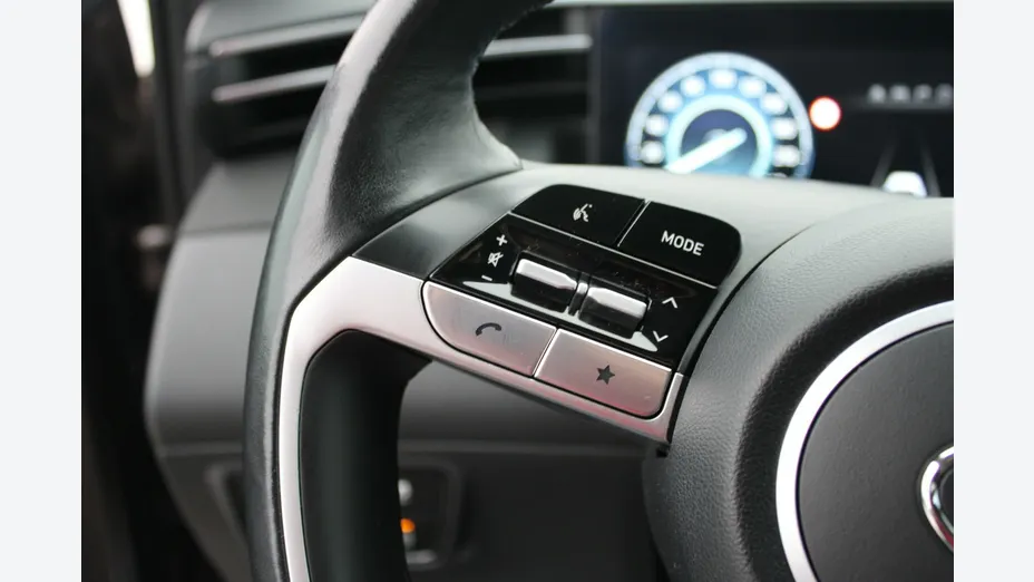 HYUNDAI Tucson -