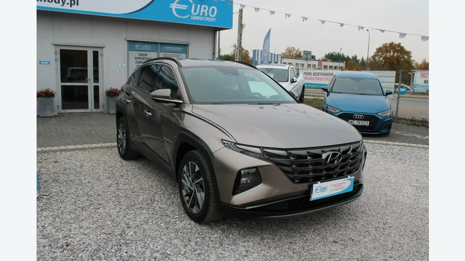 HYUNDAI Tucson -