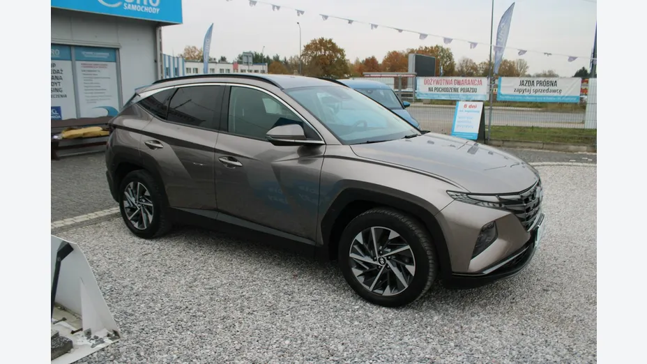 HYUNDAI Tucson -