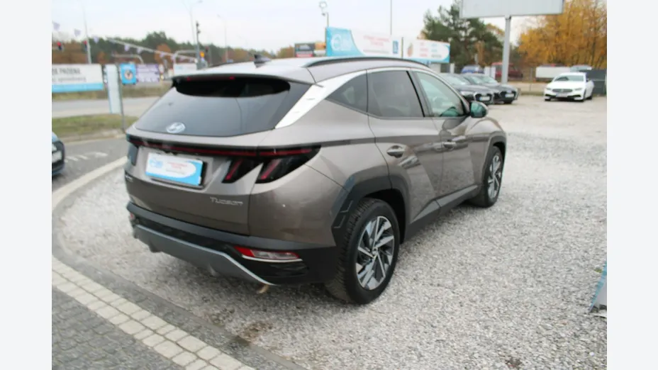 HYUNDAI Tucson -