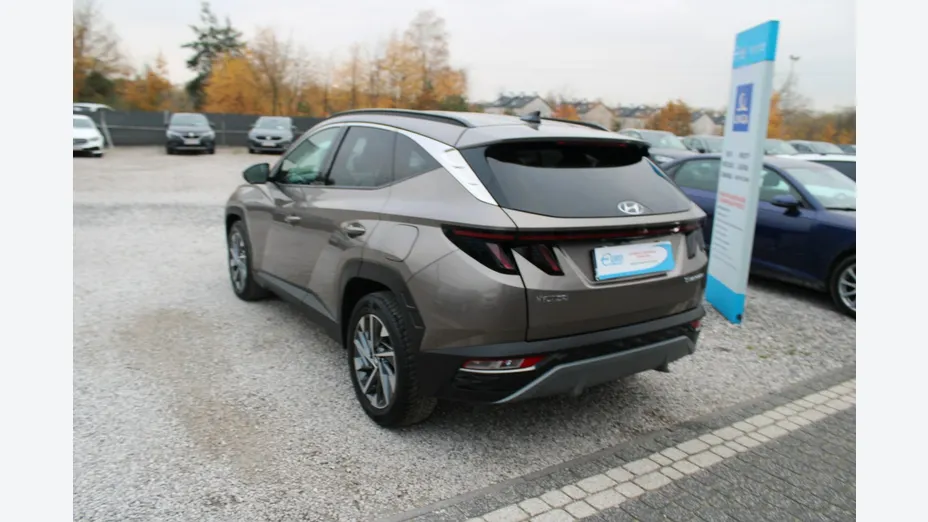 HYUNDAI Tucson -