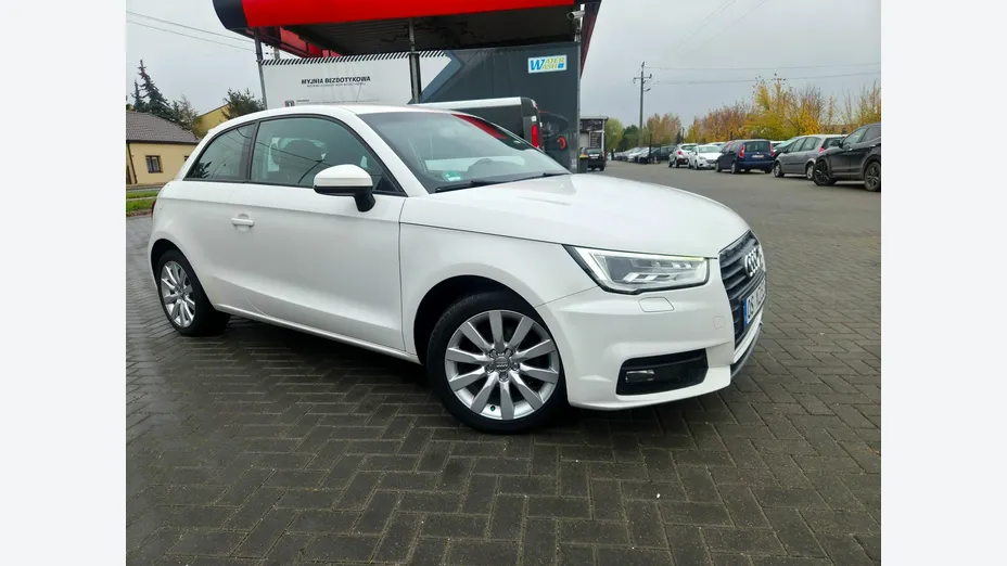 AUDI A1 -
