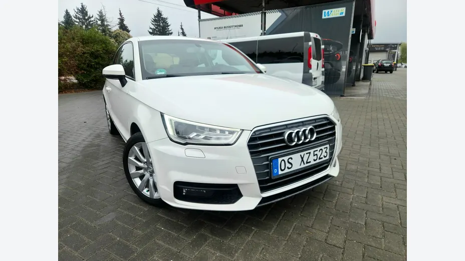 AUDI A1 -