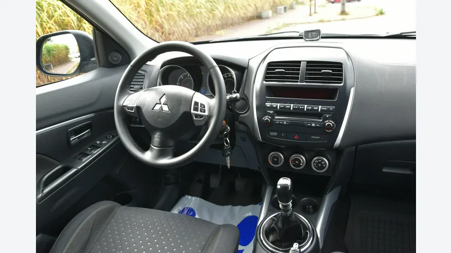 MITSUBISHI ASX -