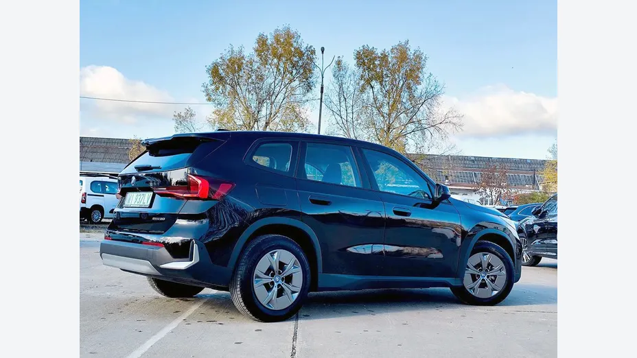 BMW iX1 iX1 eDrive20 66.5kWh M Sport