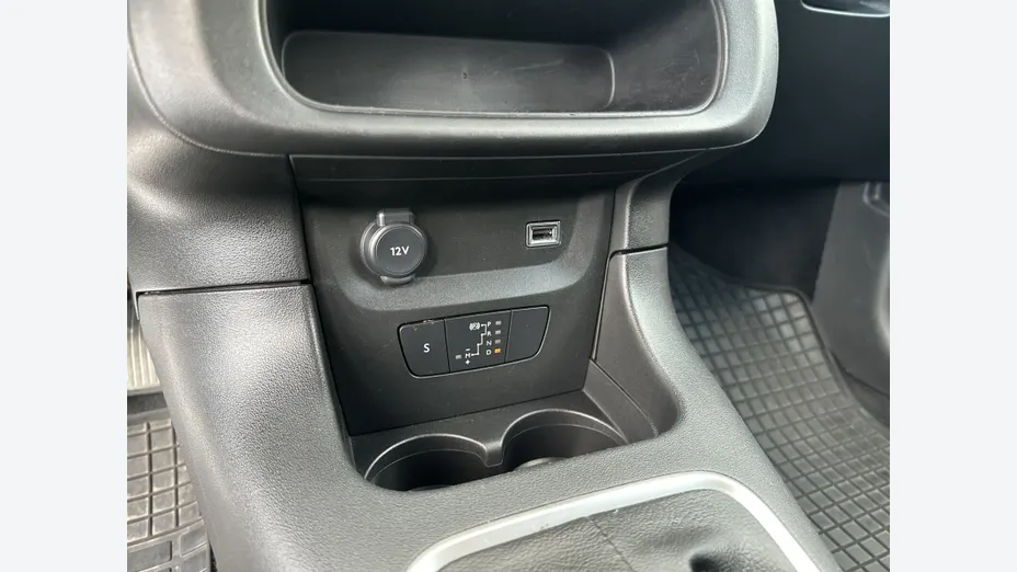 CITROEN C3 C3 1.2 PureTech Max EAT6