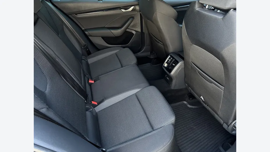 SKODA Octavia Octavia 1.5 TSI Selection