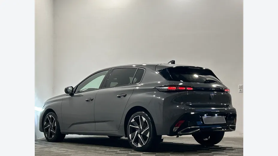 PEUGEOT 308 -