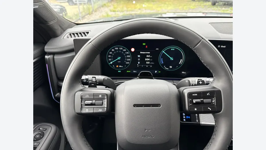 HYUNDAI Santa Fe Santa Fe 1.6 T-GDI HEV Calligraphy 4WD aut 6os. Nowy