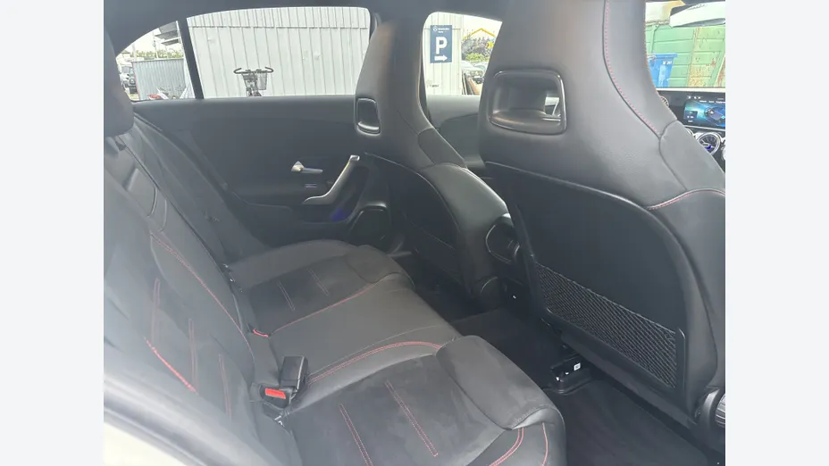MERCEDES-BENZ A Klasa A 250 e PHEV AMG Line 8G-DCT