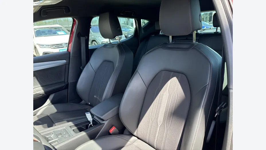 CUPRA Leon Leon 1.5 eTSI DSG