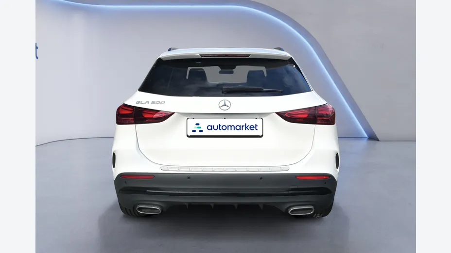 MERCEDES-BENZ GLA GLA 200 AMG Line Nowy