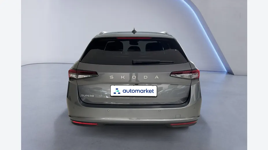 SKODA Superb Superb 1.5 TSI mHEV Selection DSG