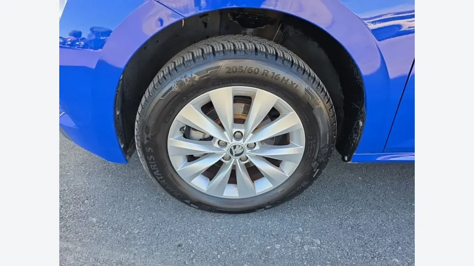SKODA Kamiq Kamiq 1.0 TSI Active