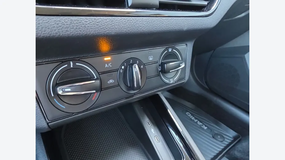 SKODA Kamiq Kamiq 1.0 TSI Active