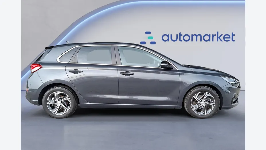 HYUNDAI i30 i30 1.0 T-GDI Smart
