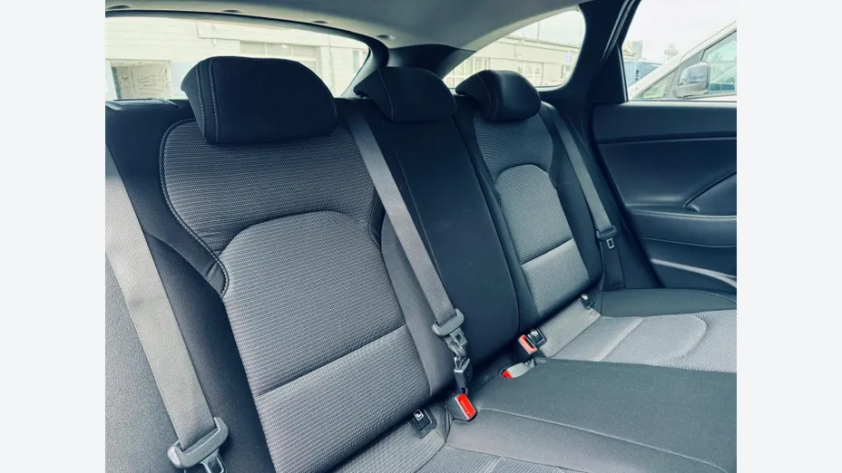HYUNDAI i30 i30 1.0 T-GDI Modern
