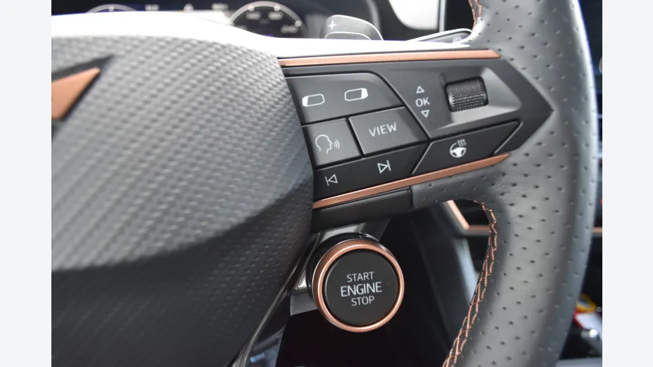 CUPRA Leon Leon 2.0 TSI 4Drive VZ DSG