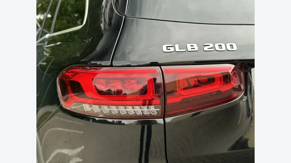 MERCEDES-BENZ GLB GLB 200 mHEV Progressive 7G-DCT