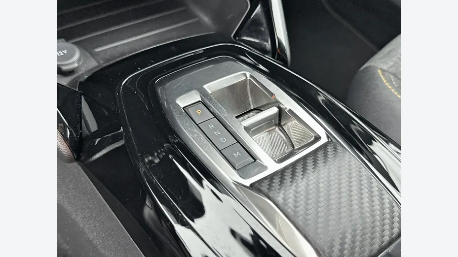PEUGEOT 2008 -