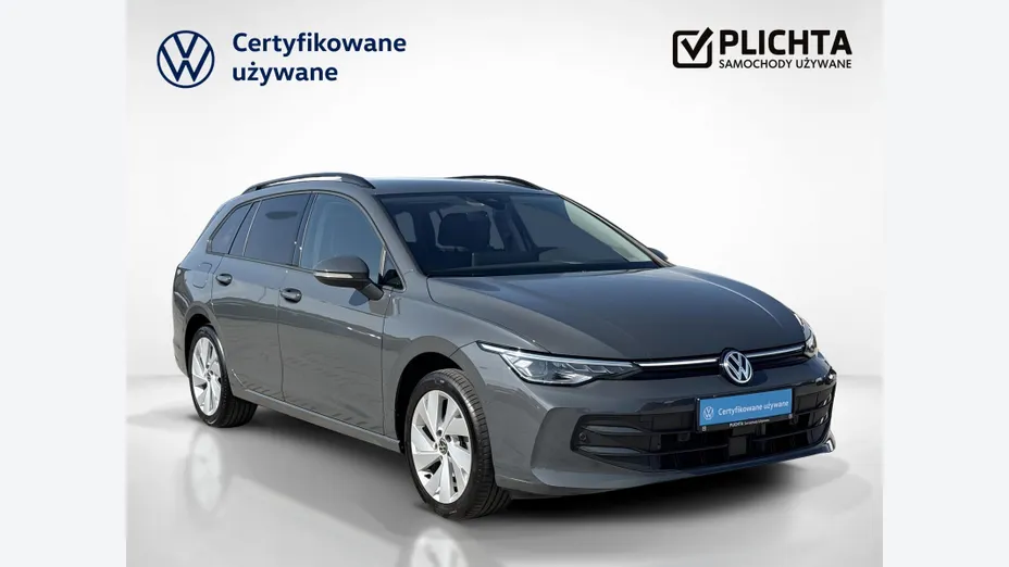 VOLKSWAGEN Golf -