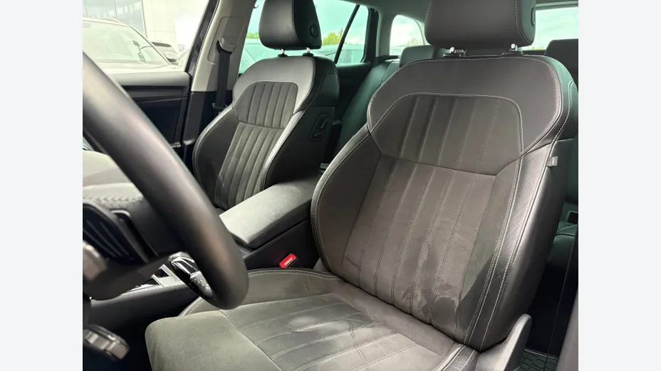 SKODA Superb Superb 2.0 TDI SCR Style DSG
