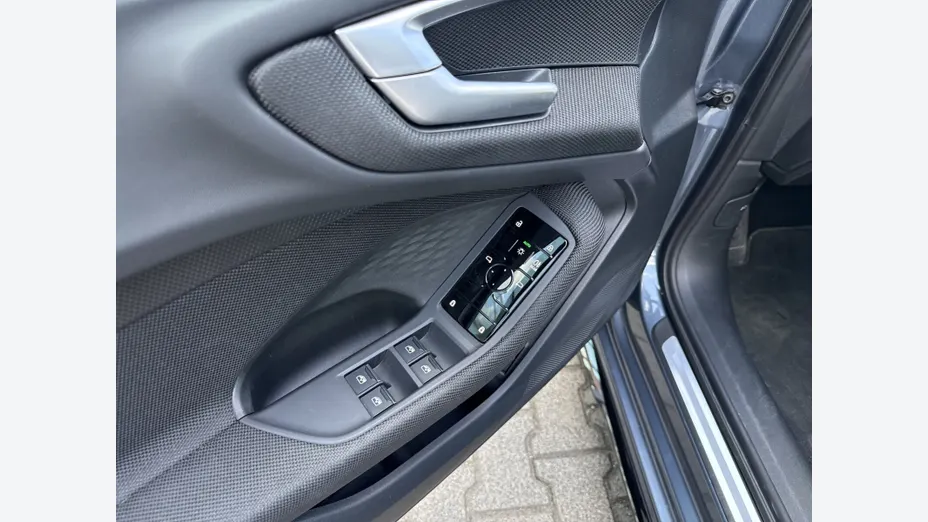 AUDI A5 A5 TFSI 110 kW S tronic