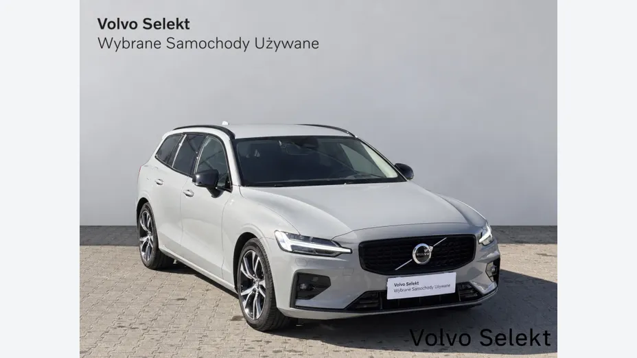 VOLVO V60 V60 B4 B Plus Dark aut