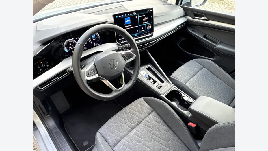 VOLKSWAGEN Golf Golf VIII 2.0 TDI Life DSG