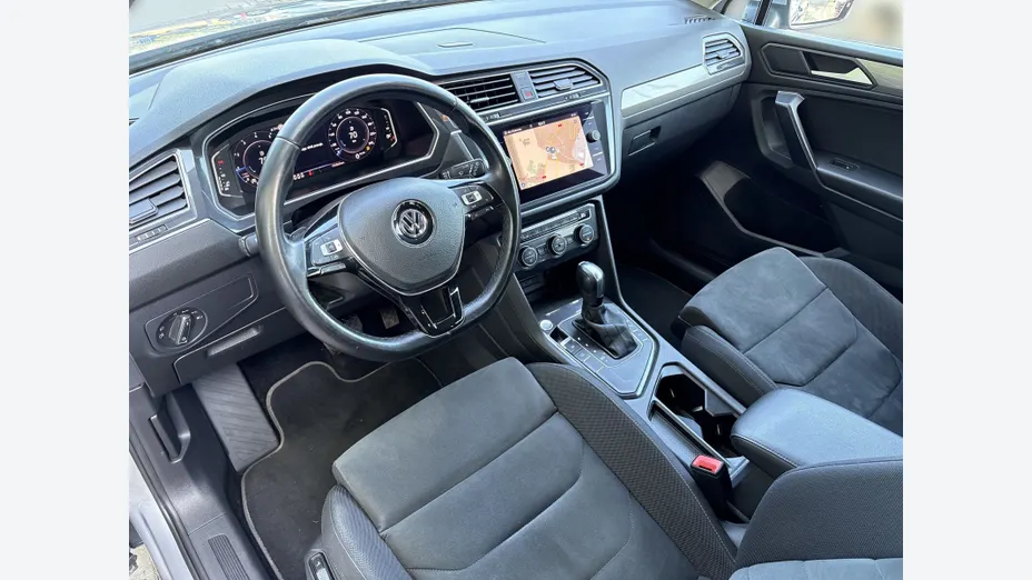 VOLKSWAGEN Tiguan Allspace -
