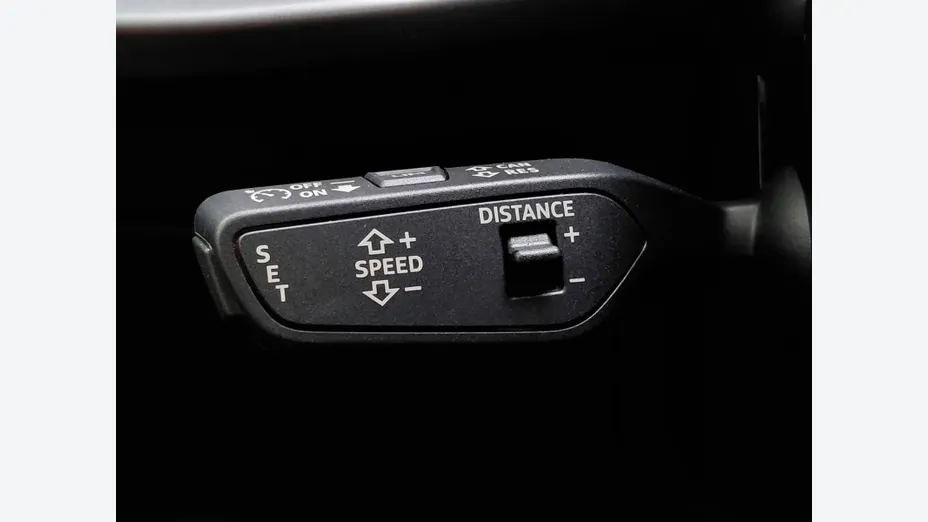 AUDI A3 Limousine -