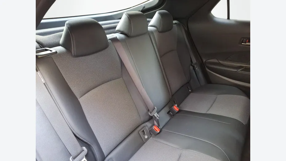 TOYOTA C-HR C-HR 2.0 PHEV Dynamic Force Executive